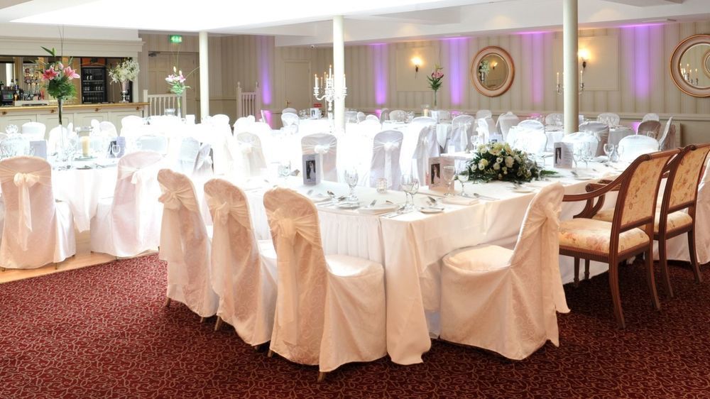 Bloomfield House Hotel, Leisure Club & Spa Мълингар Екстериор снимка