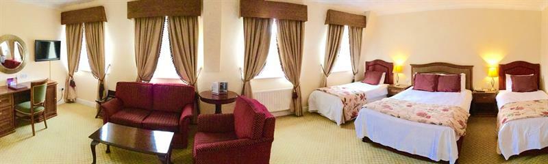 Bloomfield House Hotel, Leisure Club & Spa Мълингар Екстериор снимка